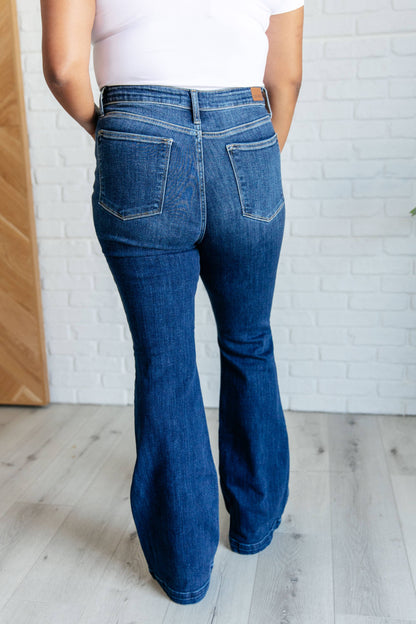 Judy Blue - Kelly High Rise Angled Side Seam Flare Jeans