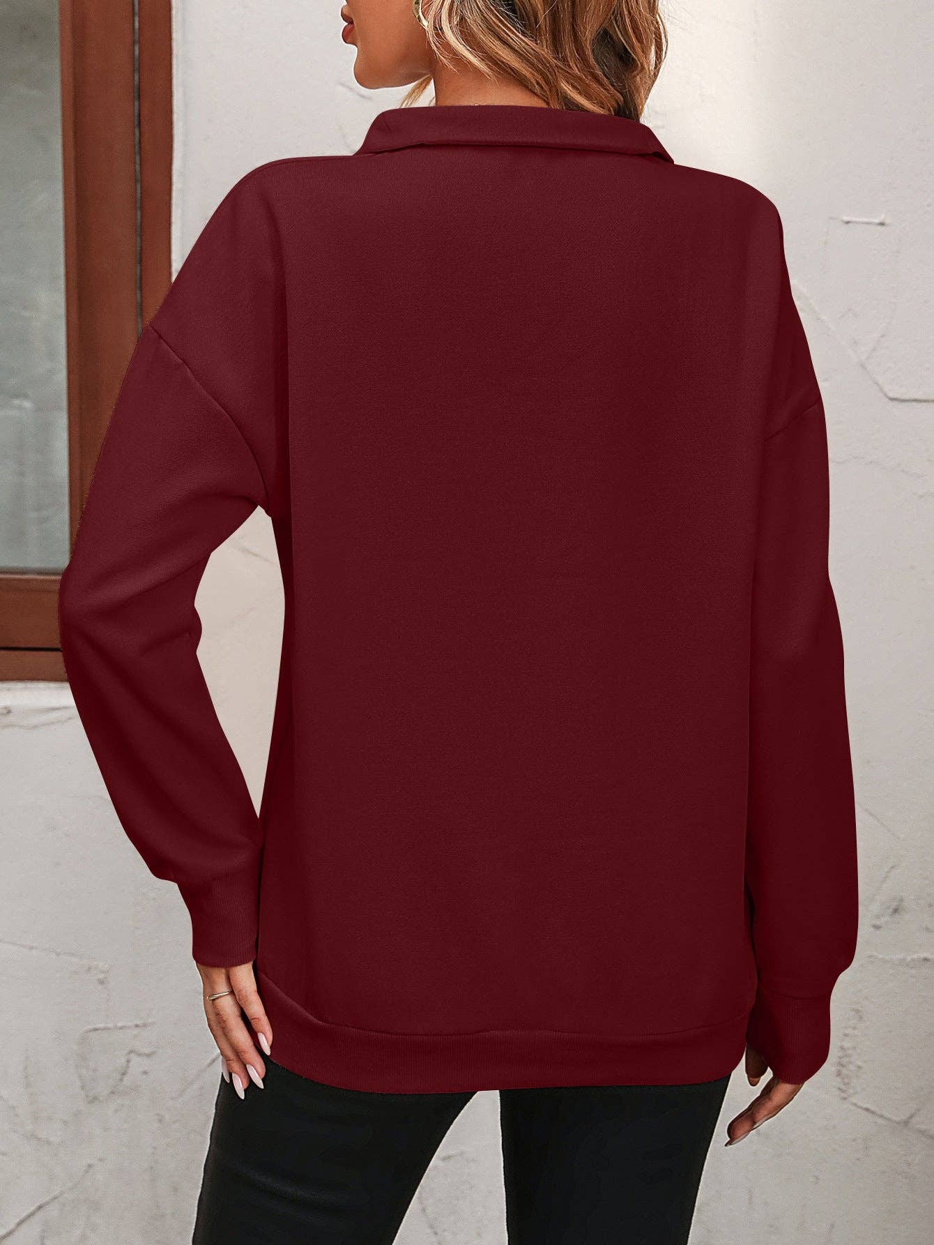 Semi-zipper Long-sleeved Sweatshirt